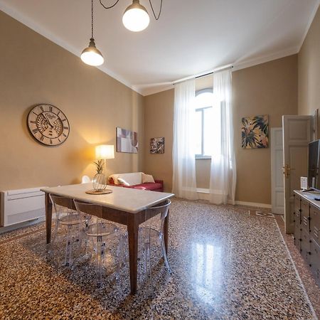 Lungarno Buozzi 7 Apartments Pisa Exterior foto